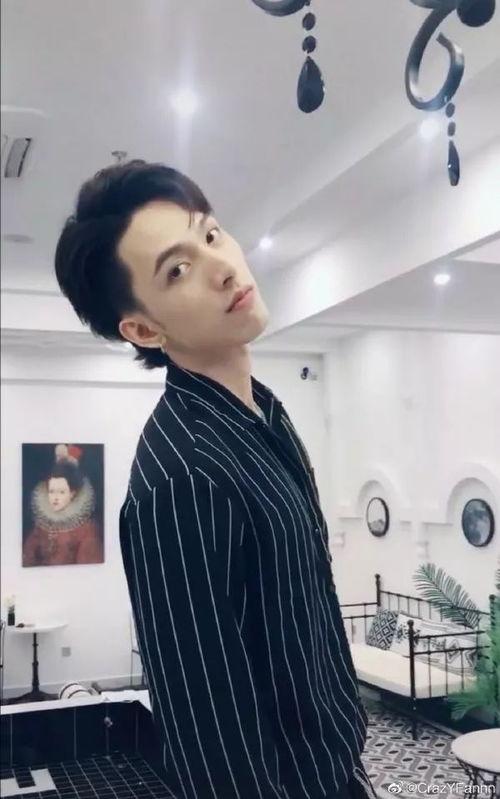 抖音网红大瓜 办公室白领遭遇职场潜规则,抖音网红大瓜揭露职场黑暗面
